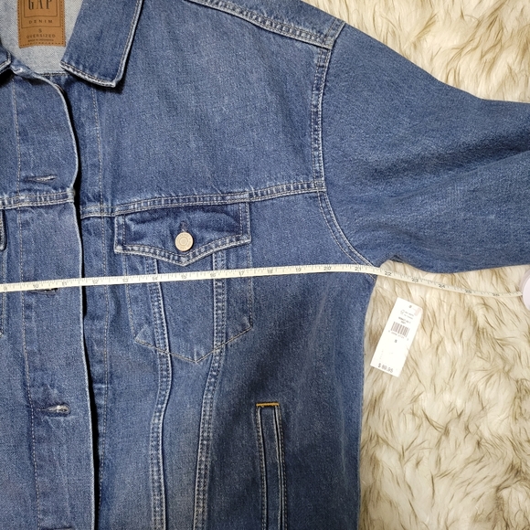 Gap Oversized Denim Jacket - Picture 3 of 8